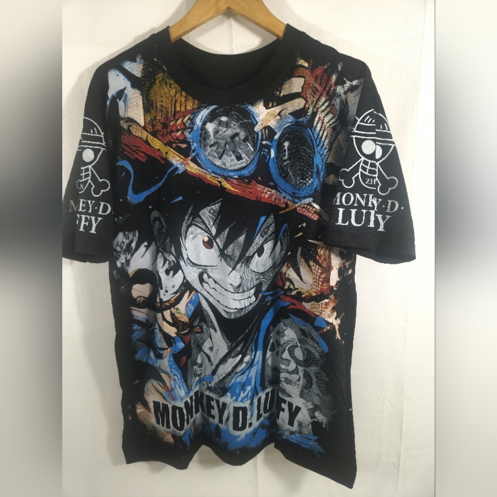 One Piece Anime All Over Print T Shirt Size L AOP The Crown Vintage Modern